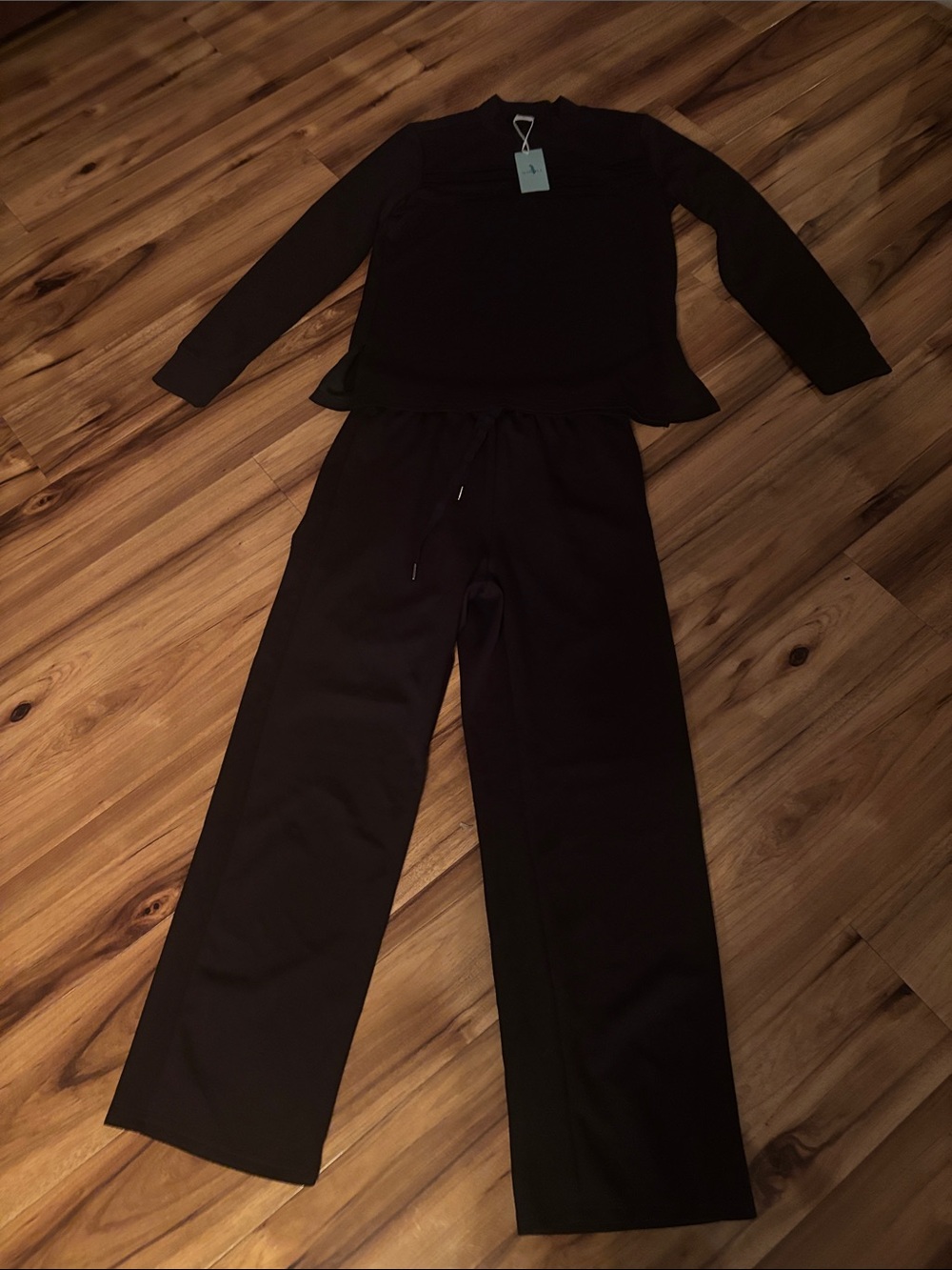 Wide-Leg Pull-On Pants set in Black — Women's Relaxed Fit